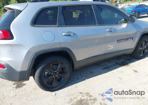 2018 Jeep Cherokee Latitude 4X4 из США, поврежденный, VIN 1C4PJMCB9JD570637